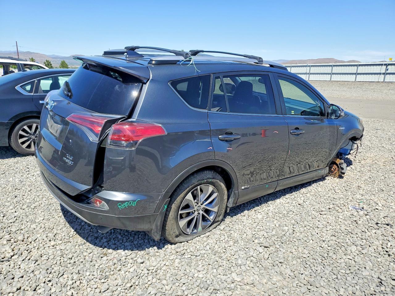2017 Toyota Rav4 Hybrid Xle - Фото 3