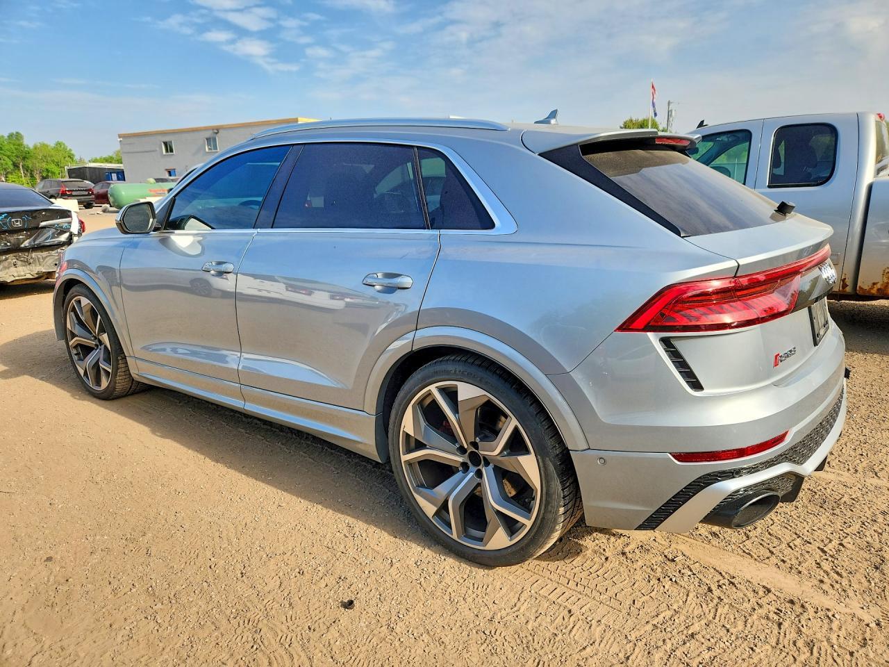 2023 Audi Rs Q8 - Фото 2