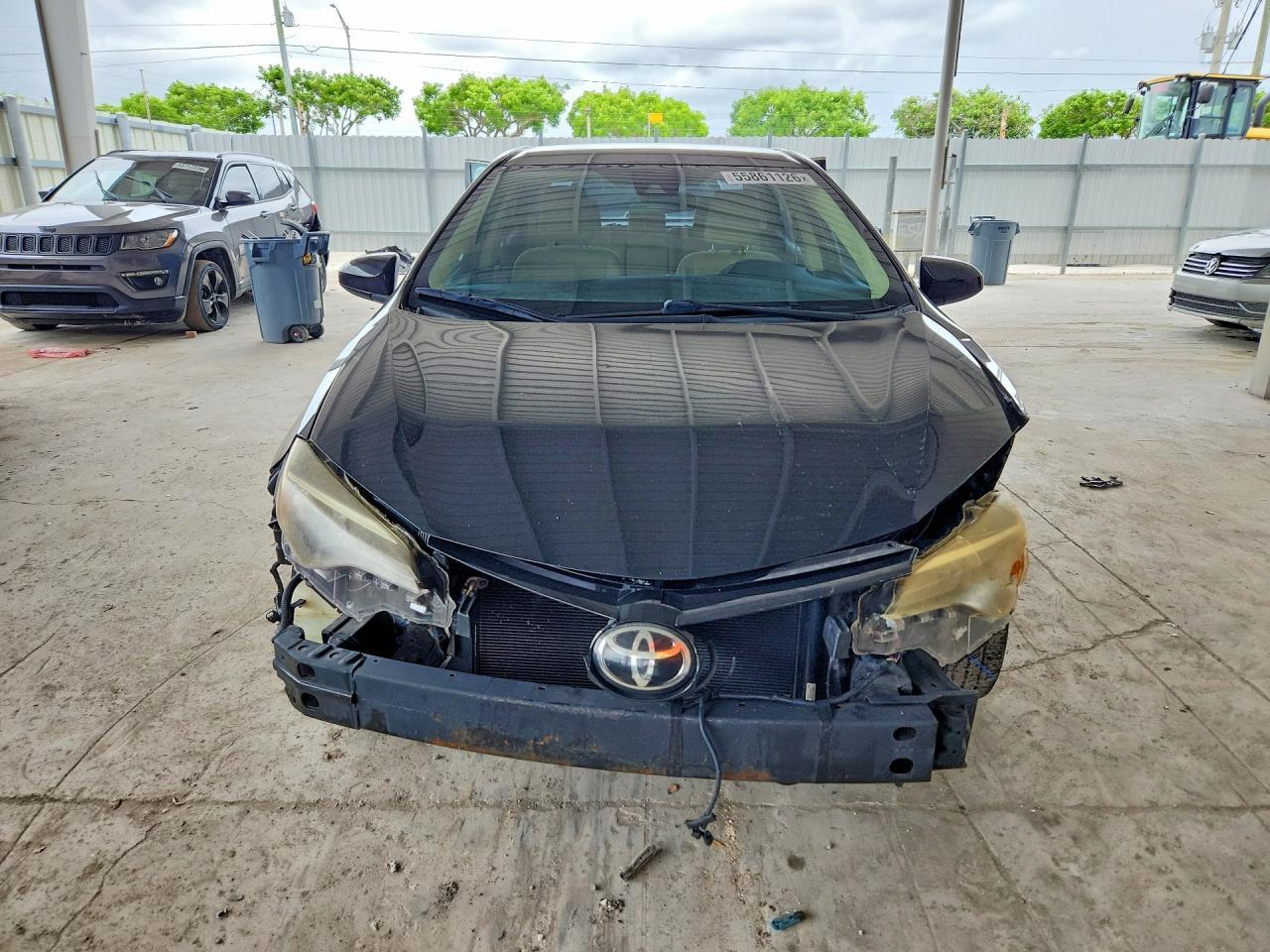 2017 Toyota Corolla Le - Image 5