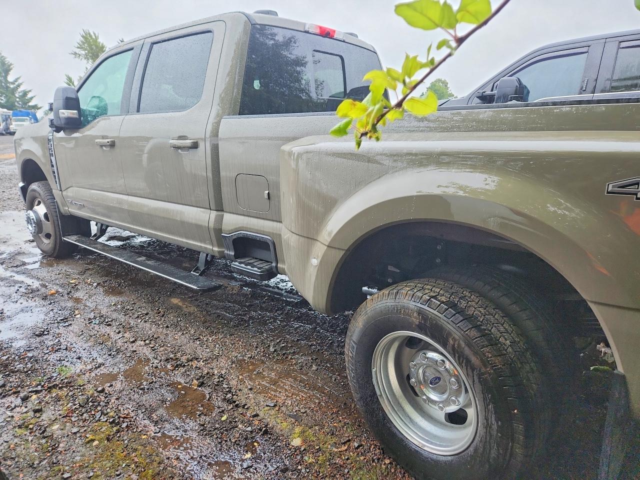 2026 Ford F350 Super Duty - Image 2