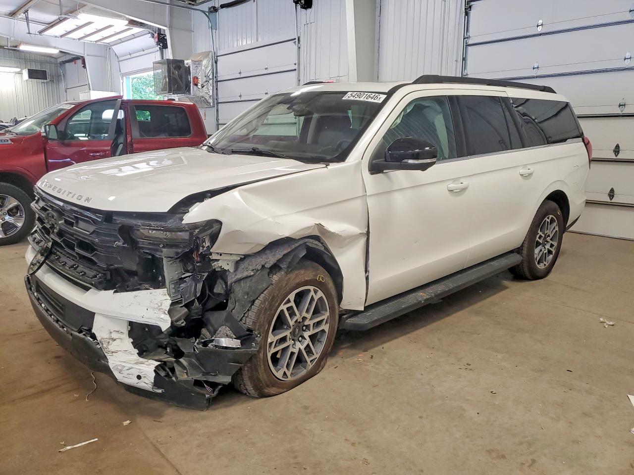 2025 Ford Expedition Max Active