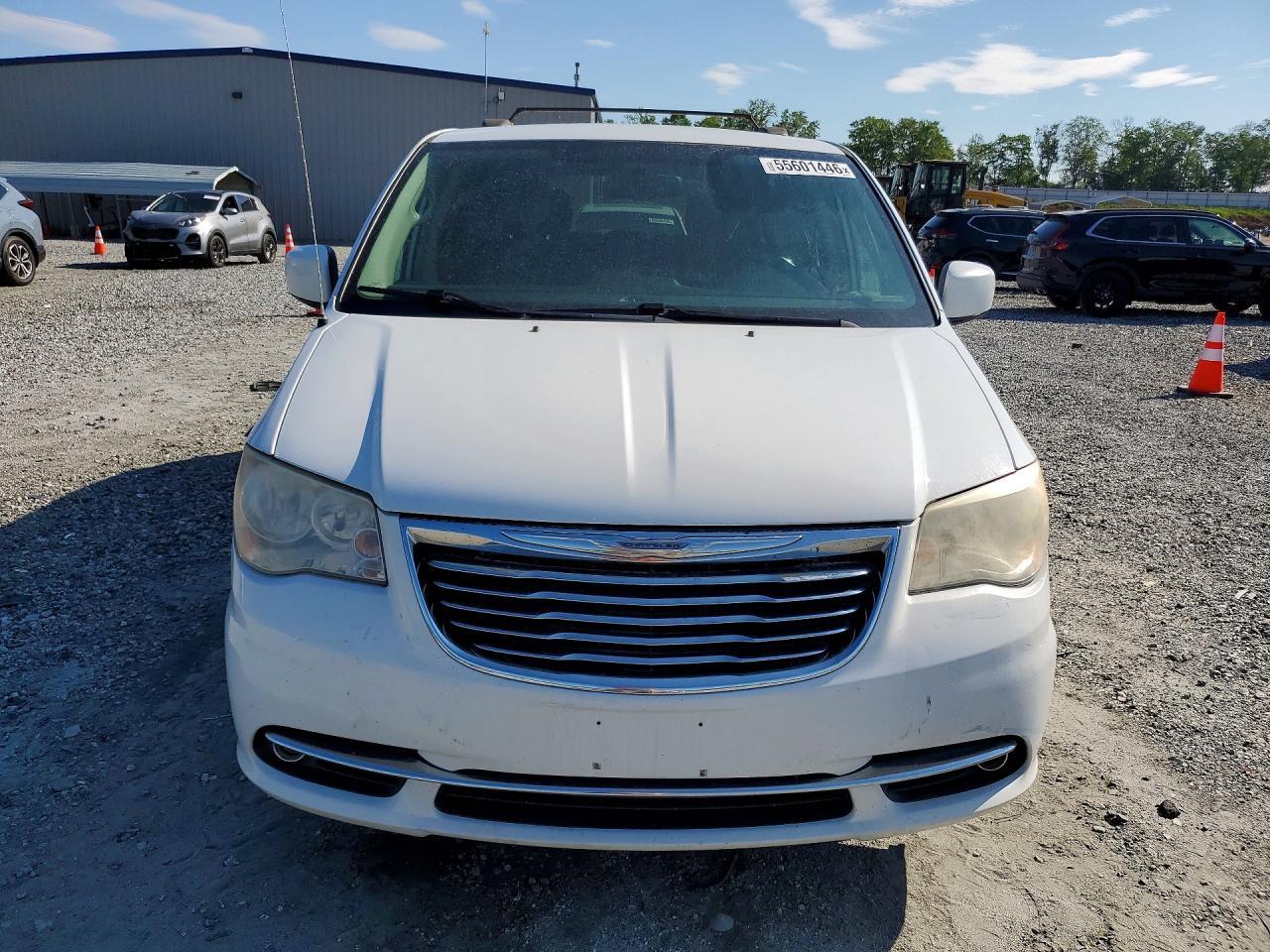 2014 Chrysler Town & Country Touring - Фото 5
