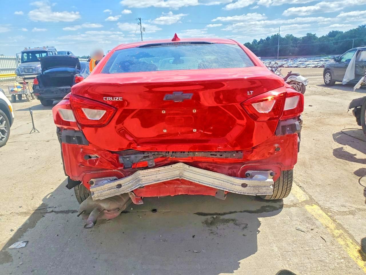 2017 Chevrolet Cruze Lt - Image 6