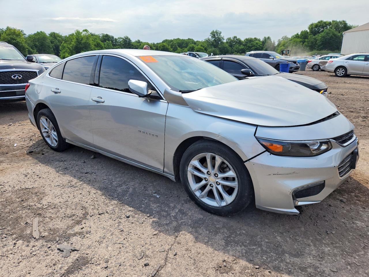2017 Chevrolet Malibu Lt - Image 4