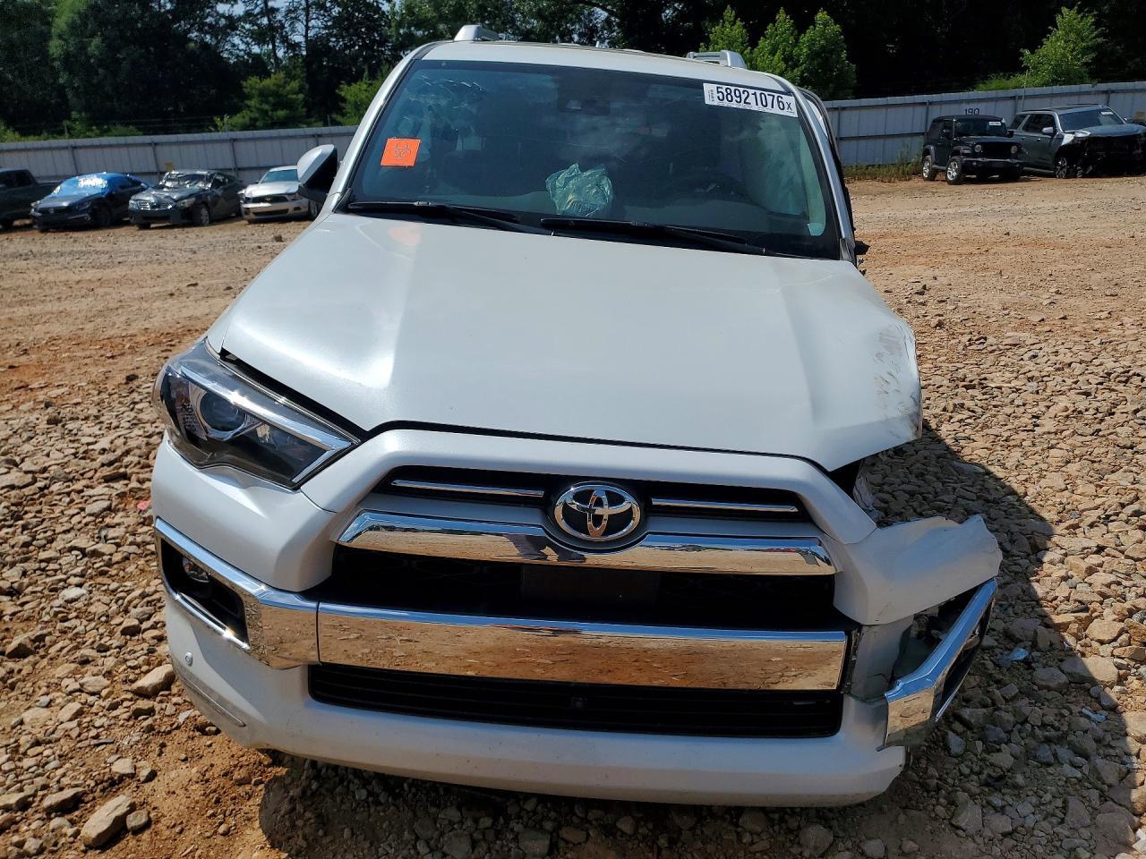 2024 Toyota 4Runner Limited - Фото 5