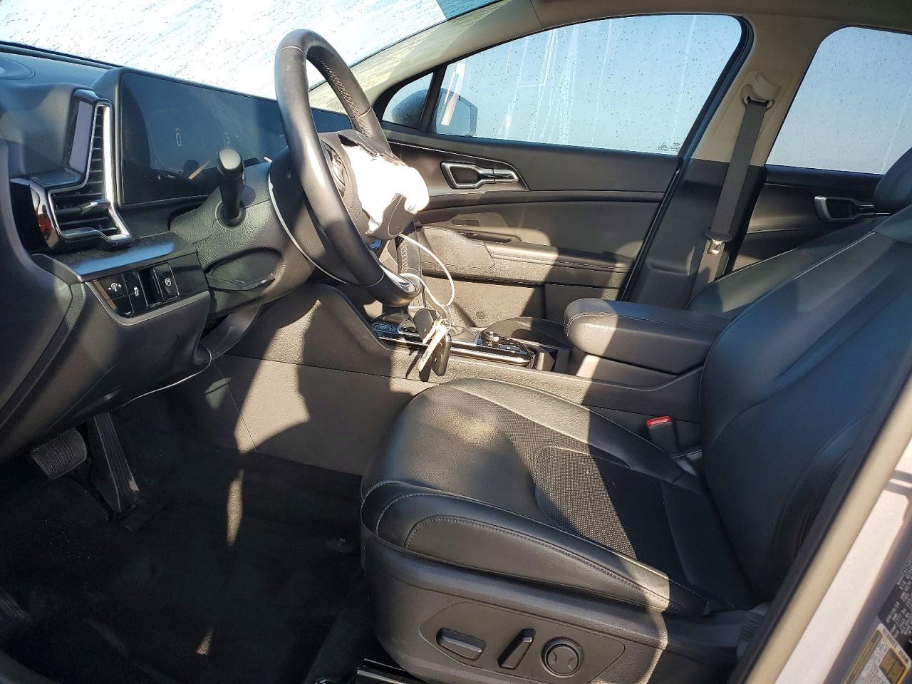 2024 Kia Sportage Ex - Image 7