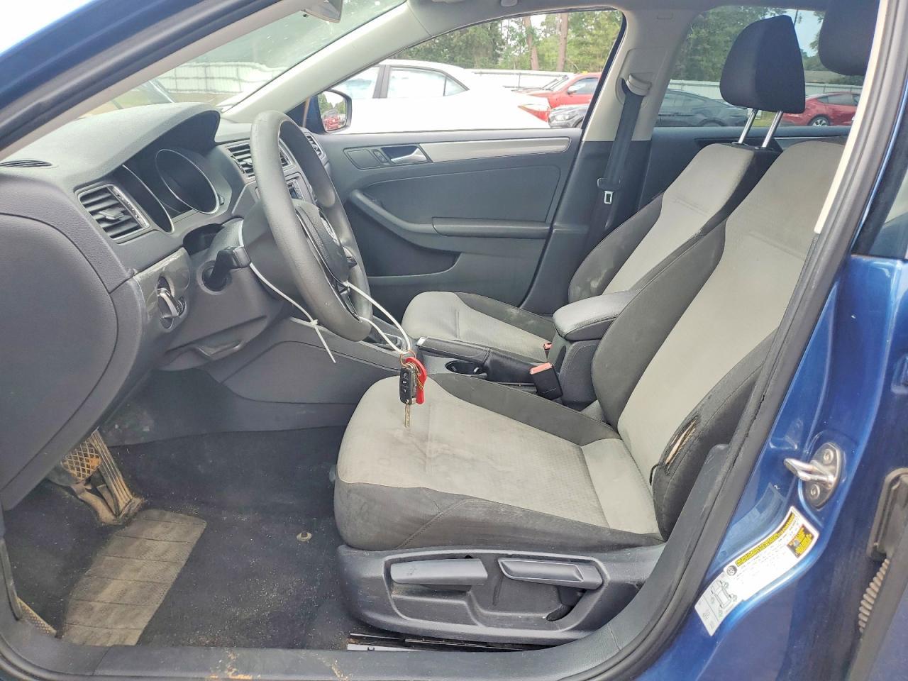 2018 Volkswagen Jetta S - Image 7