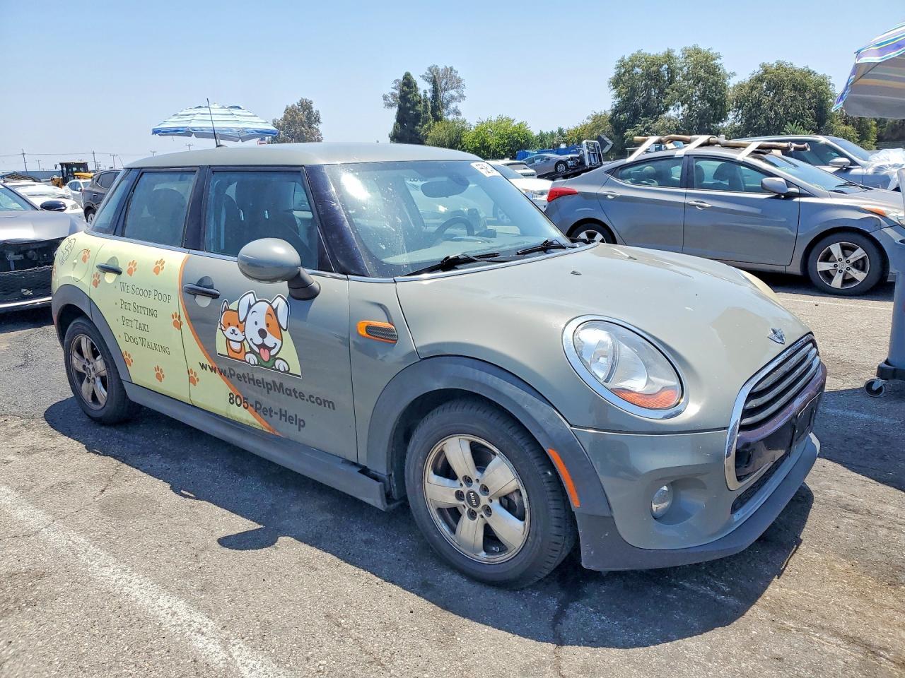 2017 Mini Cooper - Image 4