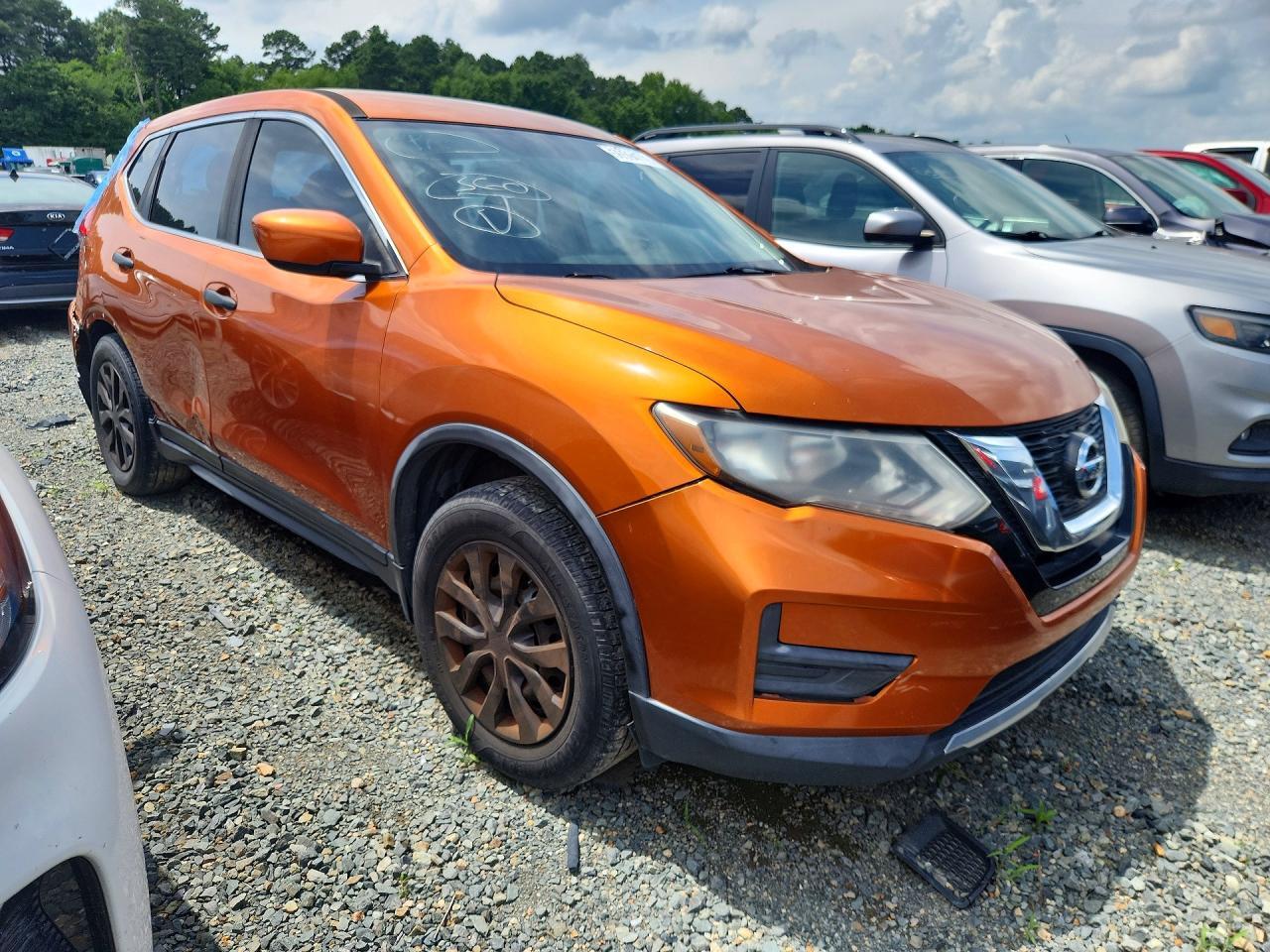 2017 Nissan Rogue S - Фото 4