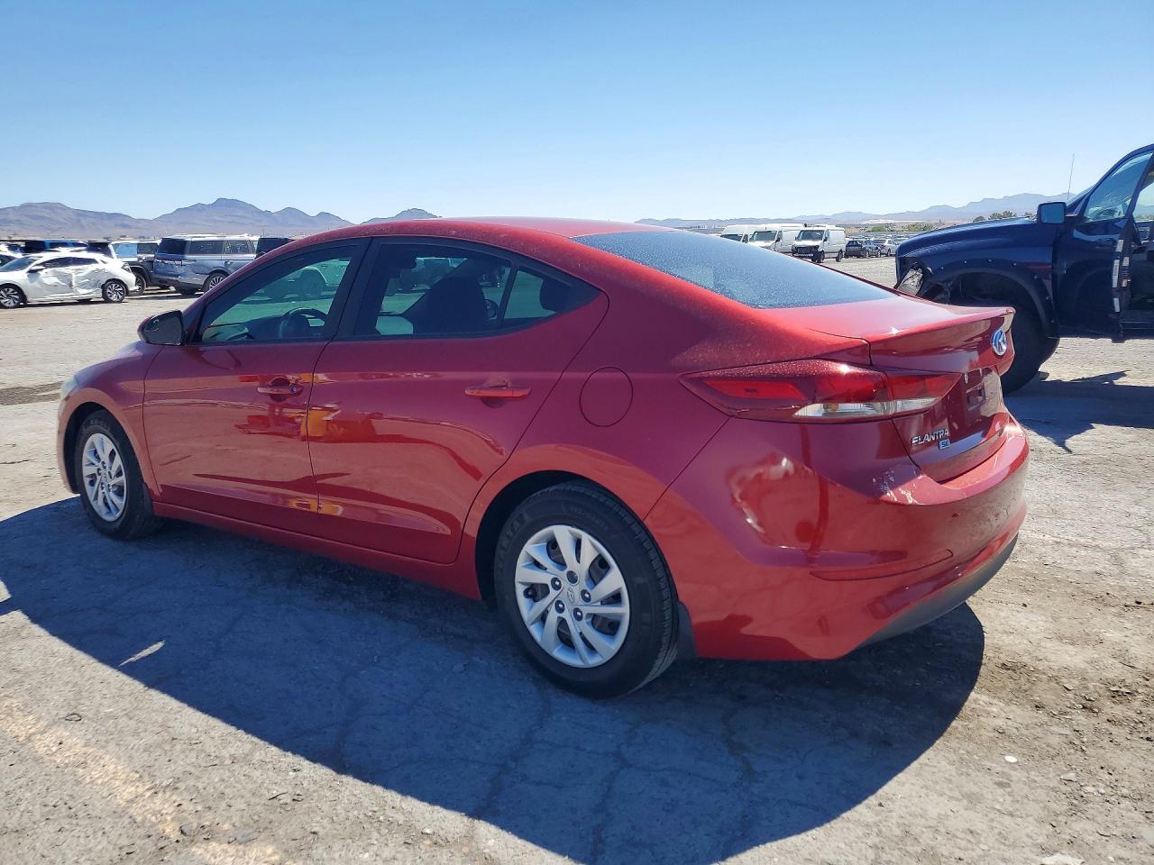 2018 Hyundai Elantra Se - Фото 2
