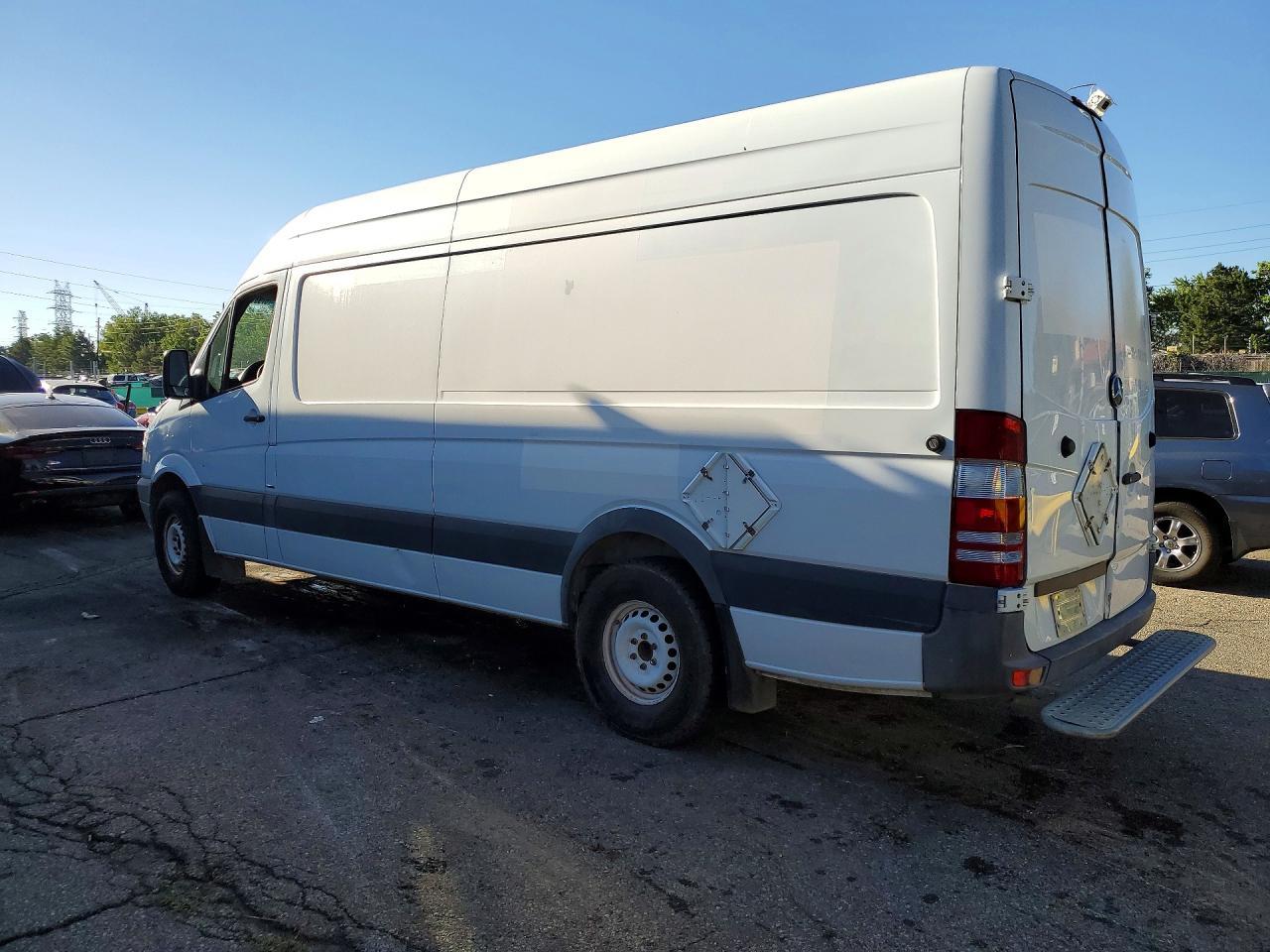 2012 Mercedes-Benz Sprinter 2500 - Фото 2