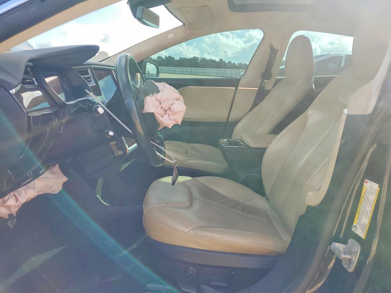 2015 Tesla Model S 70D - Фото 7