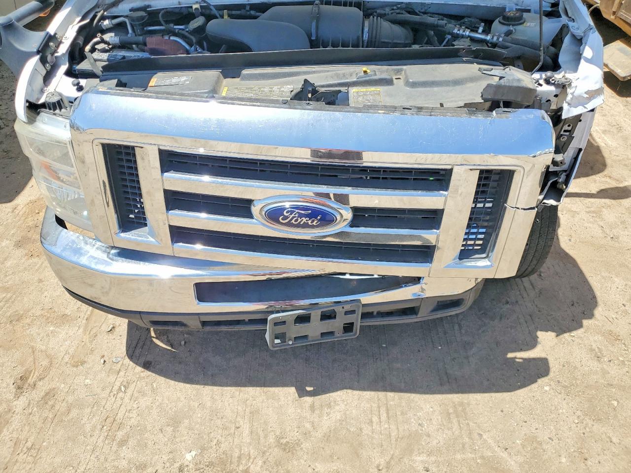 2019 Ford Access Shuttle Bus - Image 7