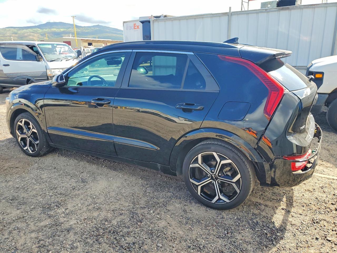 2024 Kia Niro Ex - Image 2