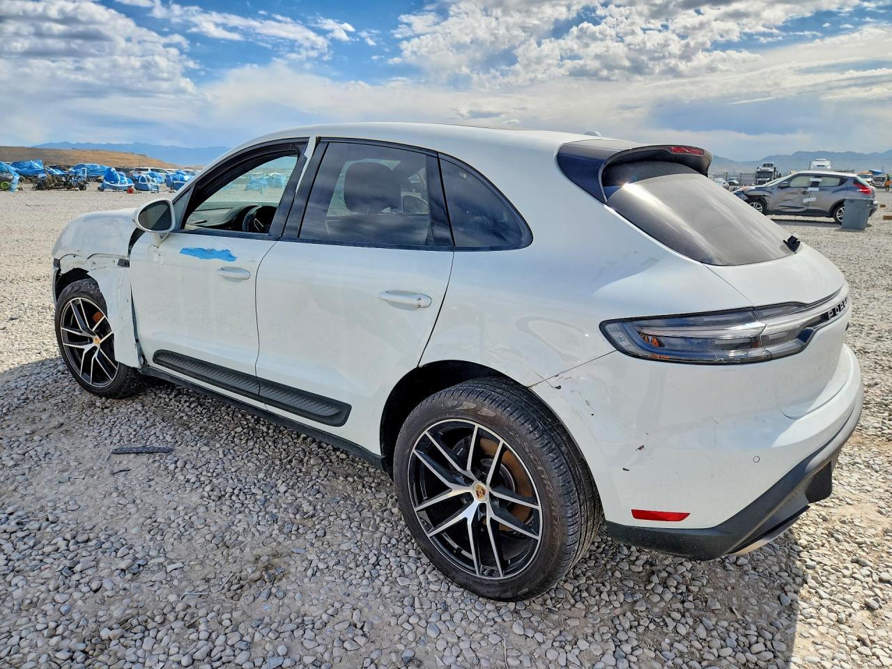 2023 Porsche Macan Base - Image 2