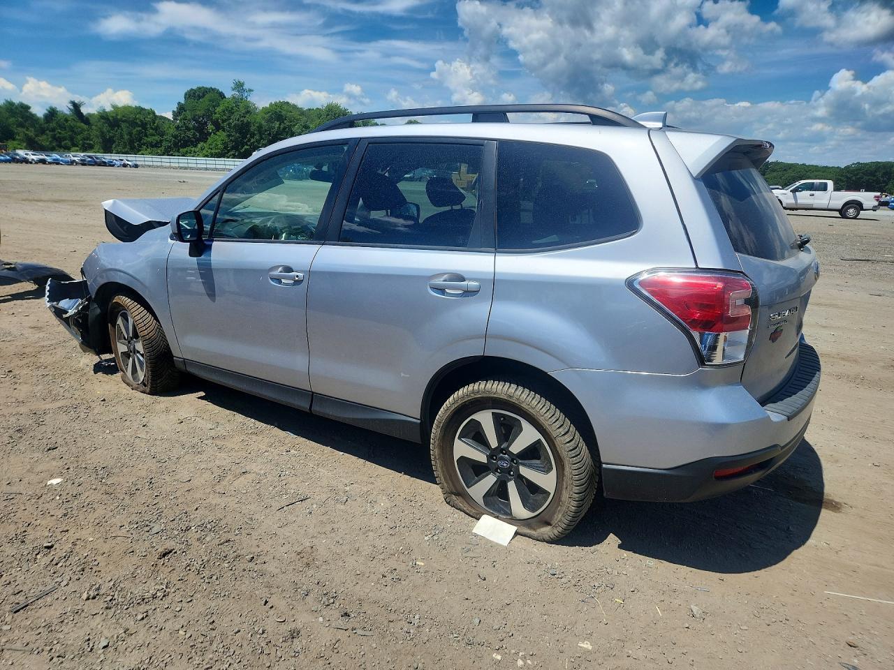 2018 Subaru Forester 2.5I Premium - Фото 2