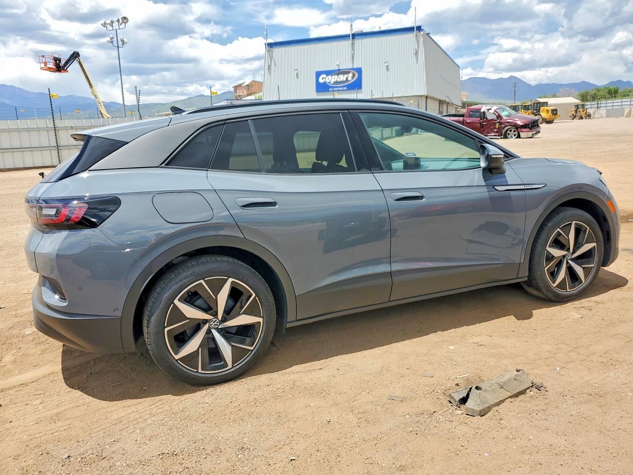 2025 Volkswagen Id.4 Pro S - Image 3