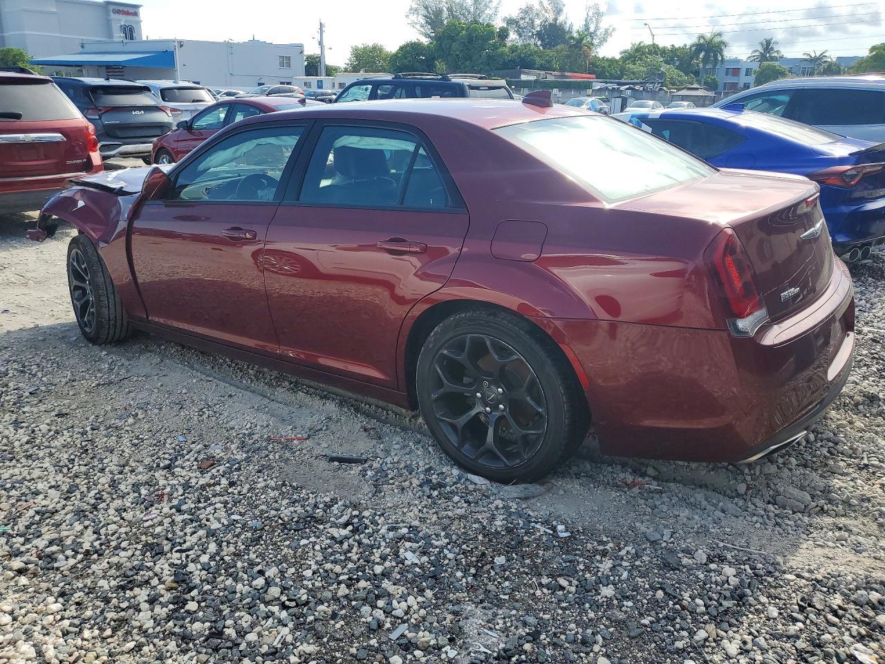 2019 Chrysler 300 S - Image 2