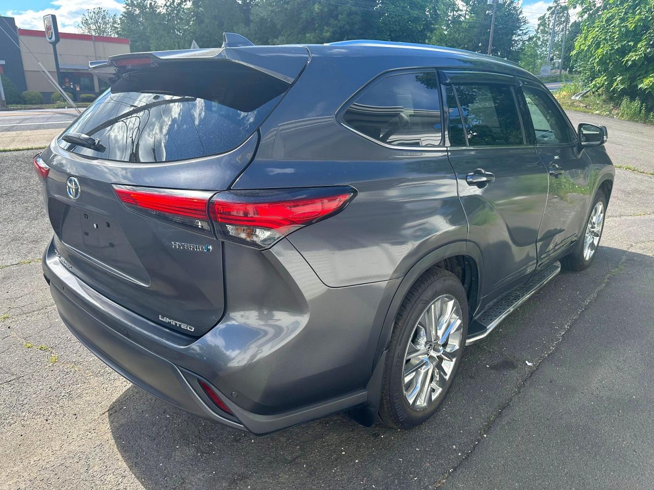 2023 Toyota Highlander Hybrid Limited - Фото 3