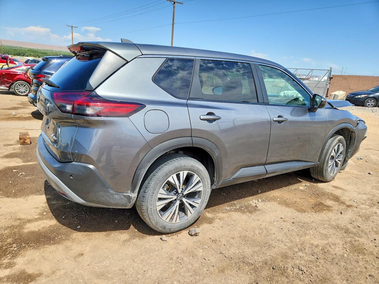 2023 Nissan Rogue Sv - Image 3