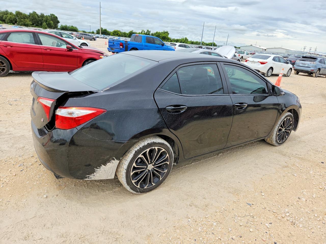 2015 Toyota Corolla S Plus - Фото 3