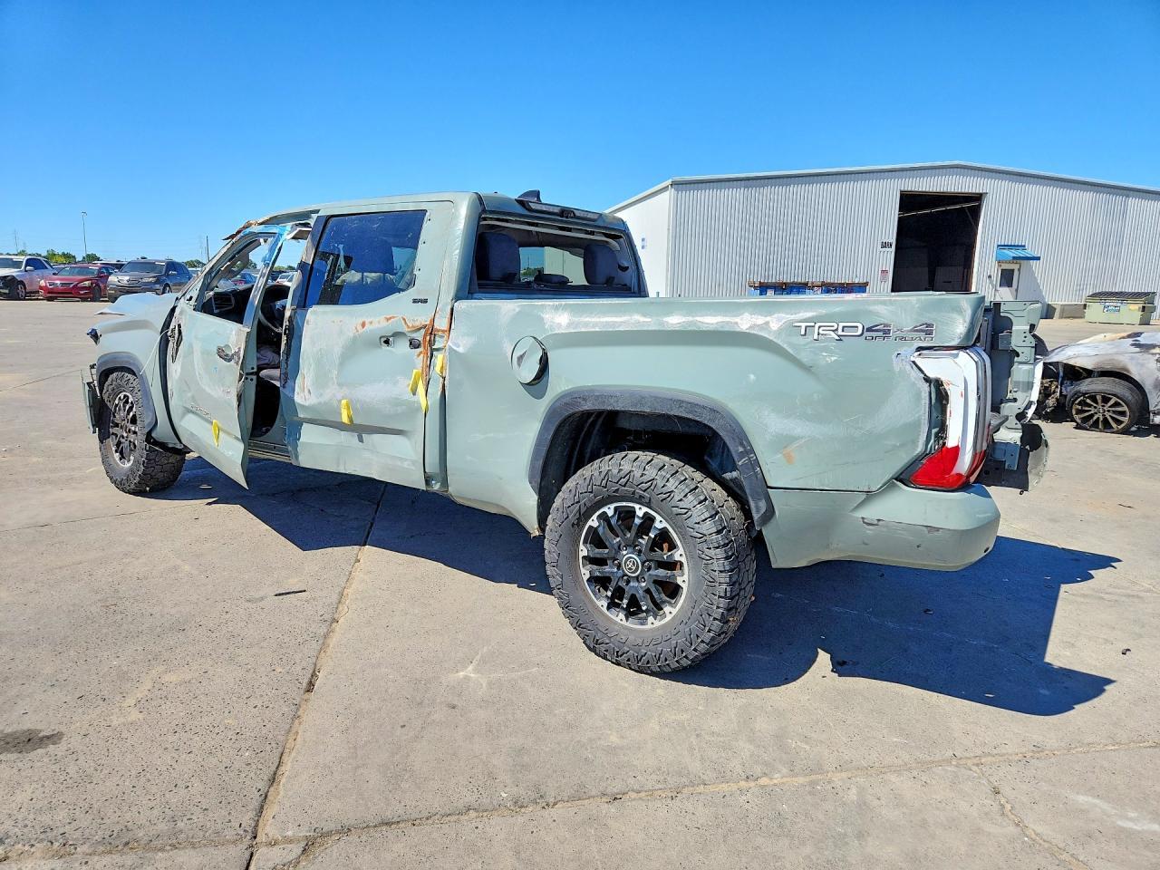 2022 Toyota Tundra Crewmax Sr5 - Фото 2