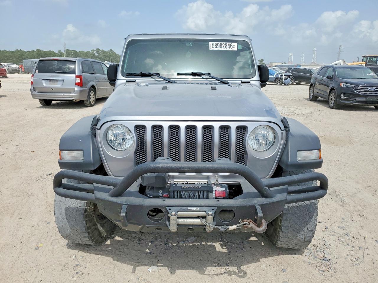 2018 Jeep Wrangler Unlimited Sport - Фото 5
