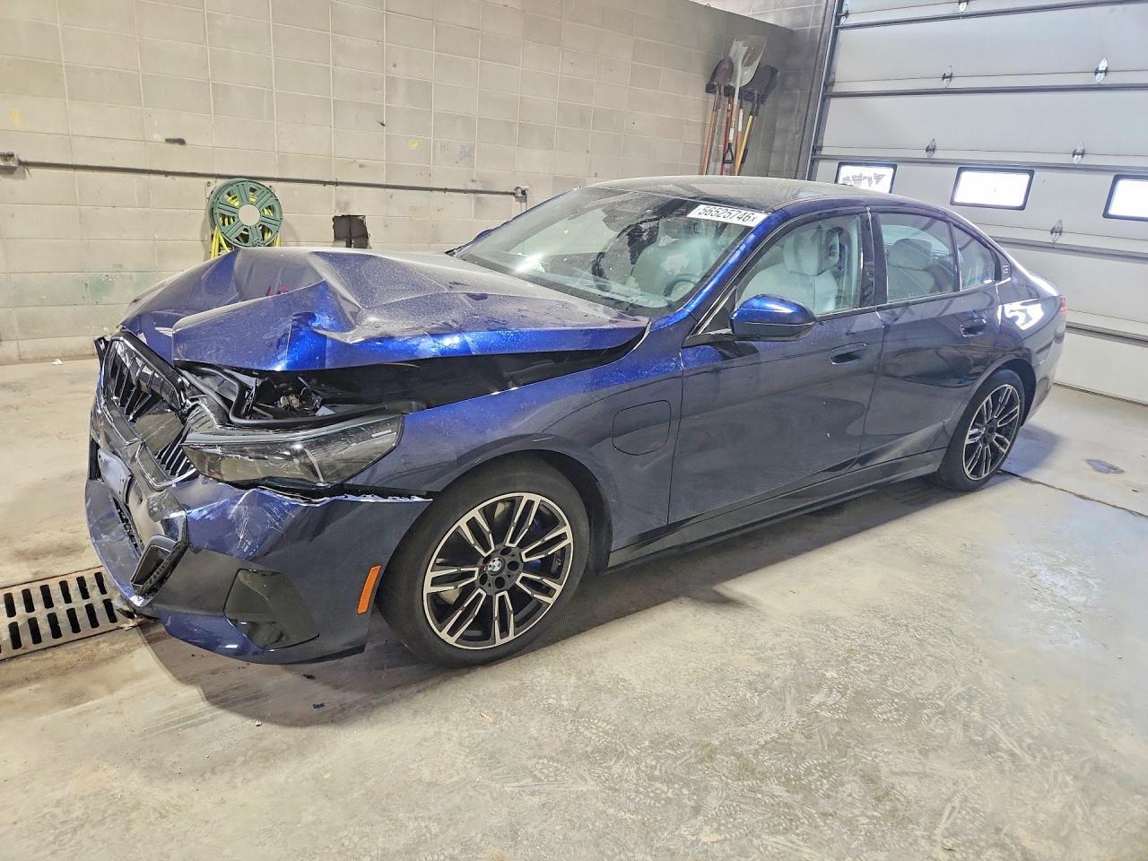 2026 BMW 550 Xe