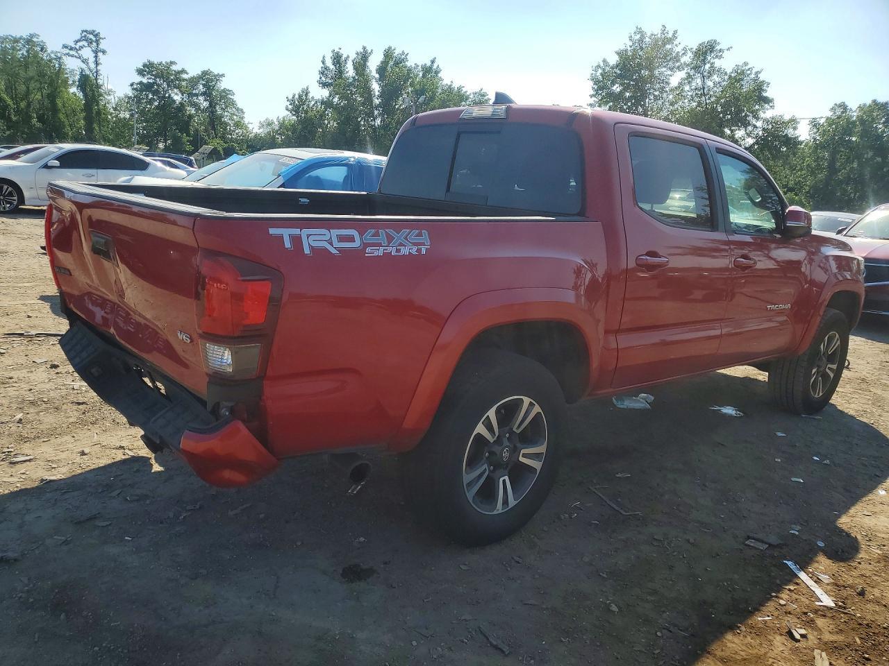 2019 Toyota Tacoma Trd Sport - Image 3