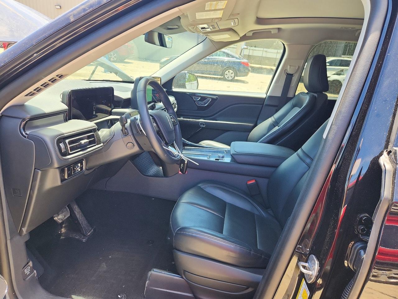 2025 Lincoln Aviator - Фото 7