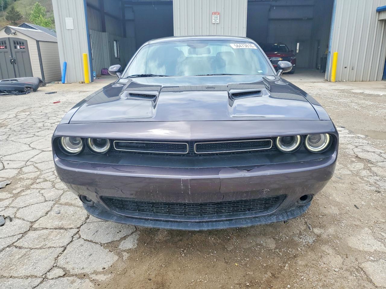 2022 Dodge Challenger Sxt - Image 5