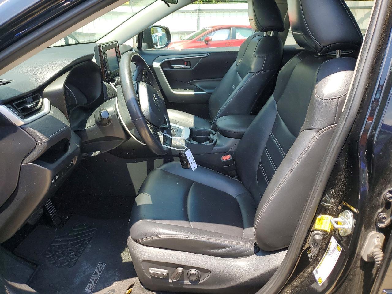 2019 Toyota Rav4 Xle Premium - Image 7