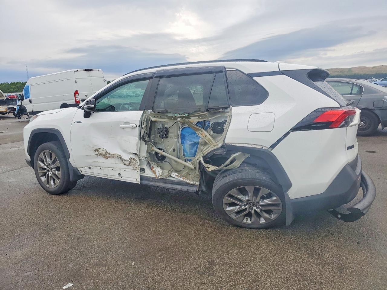 2019 Toyota Rav4 Xle Premium - Фото 2