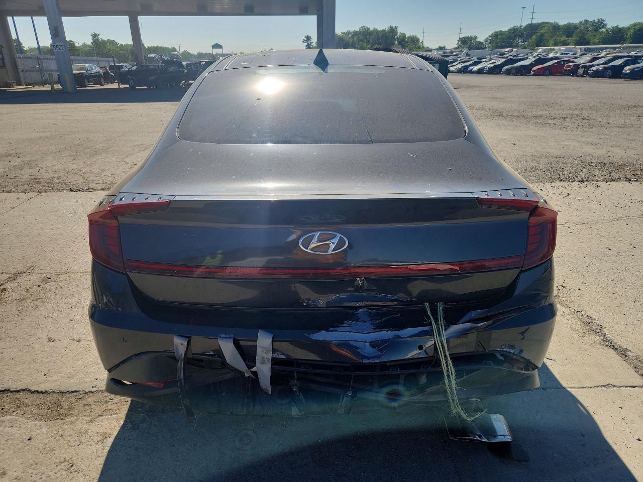 2022 Hyundai Sonata Limited - Image 6