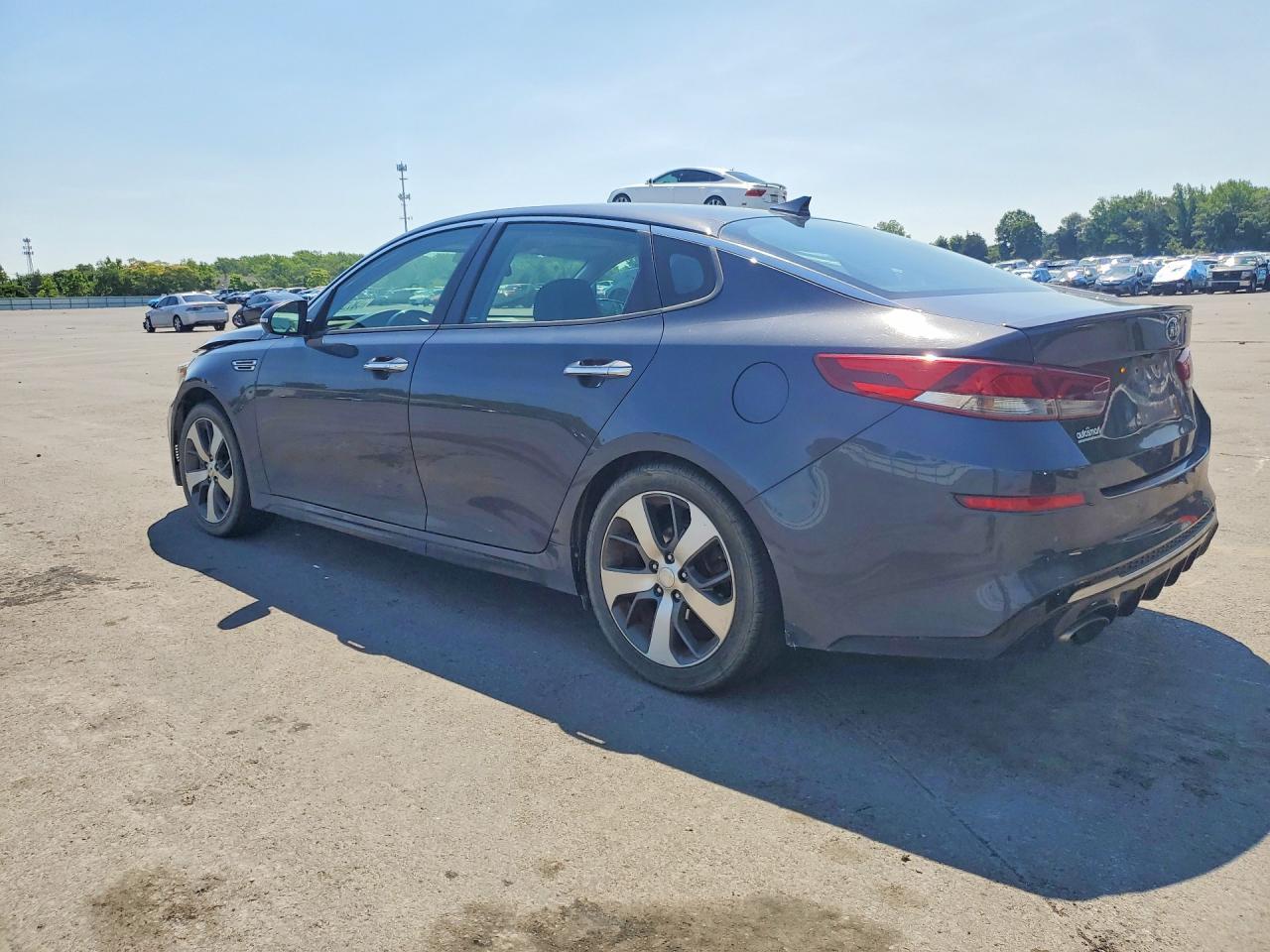 2019 Kia Optima S - Фото 2