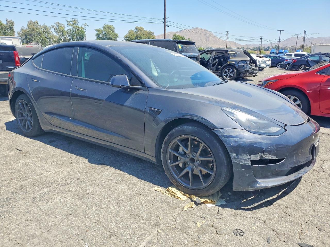 2023 Tesla Model 3 - Image 4