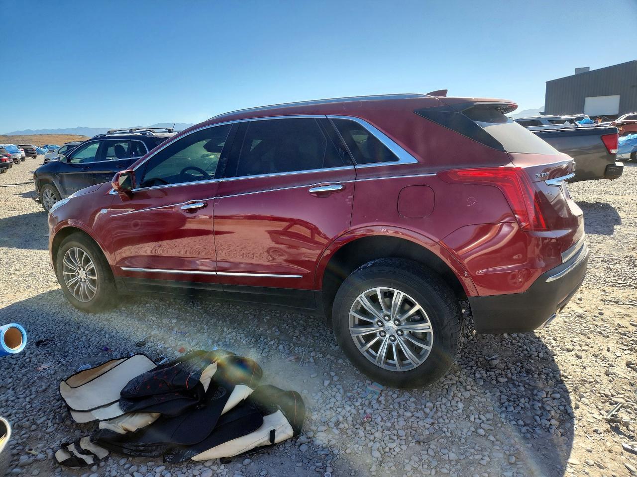 2019 Cadillac Xt5 Luxury - Image 2