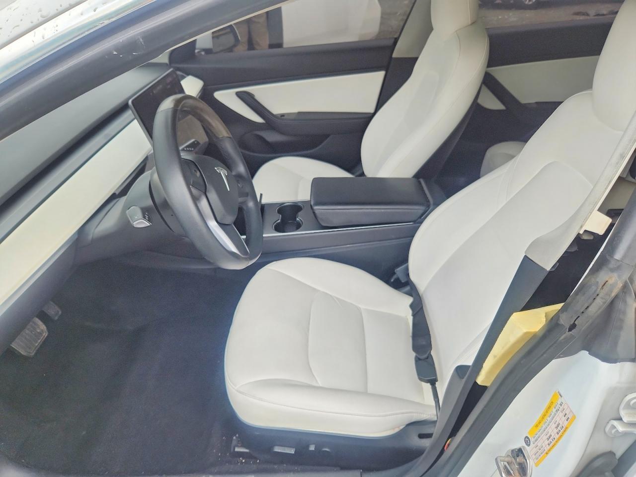 2020 Tesla Model 3 - Image 7