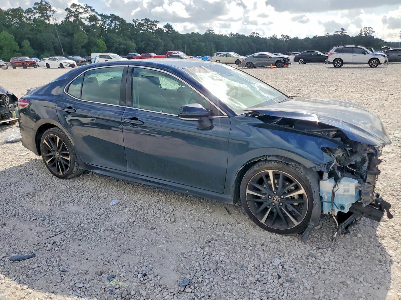 2020 Toyota Camry Xse - Фото 4