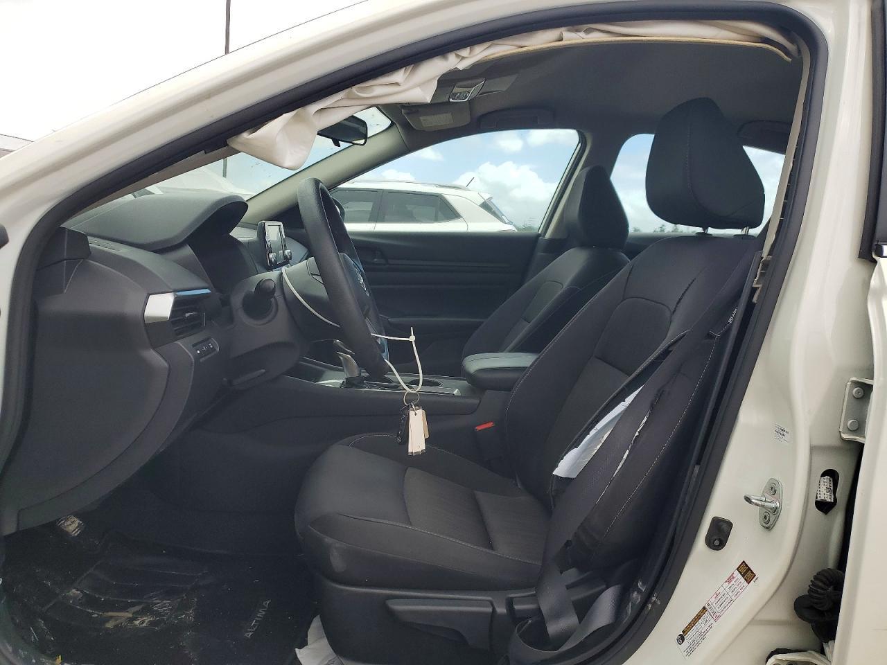 2024 Nissan Altima S - Image 7