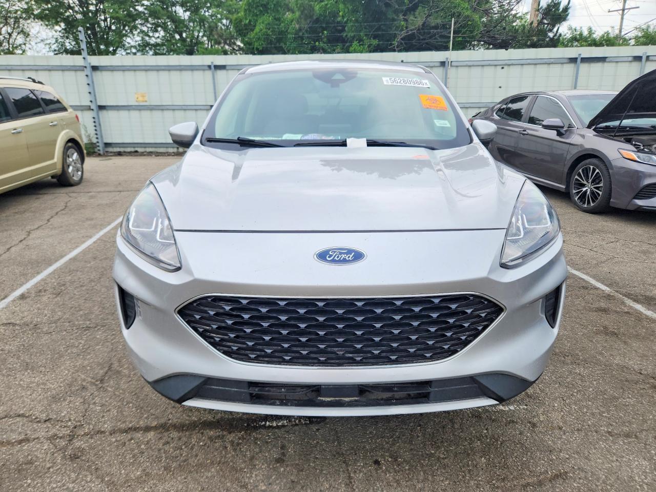 2020 Ford Escape Se - Фото 5