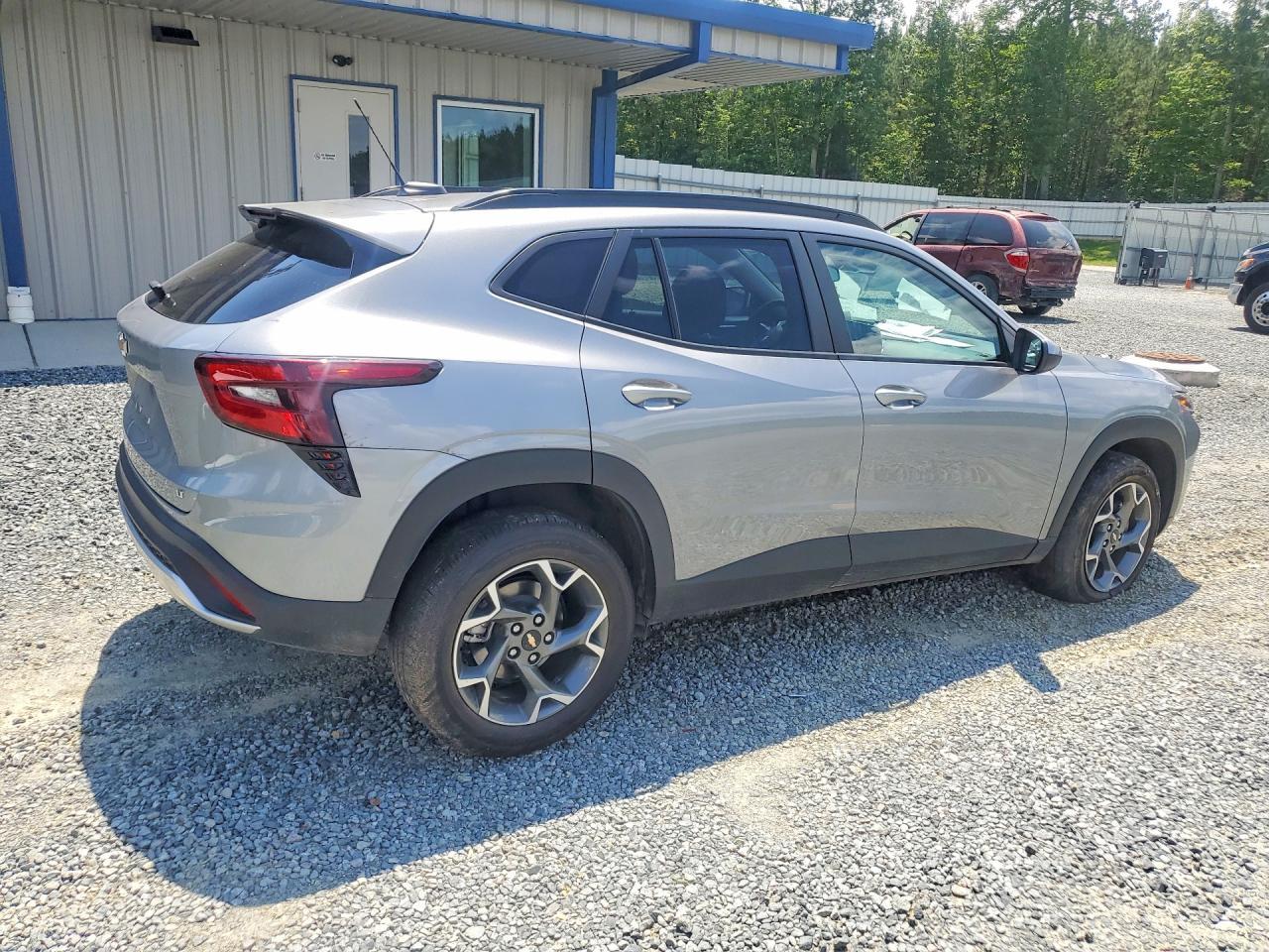 2025 Chevrolet Trax 1Lt - Фото 3