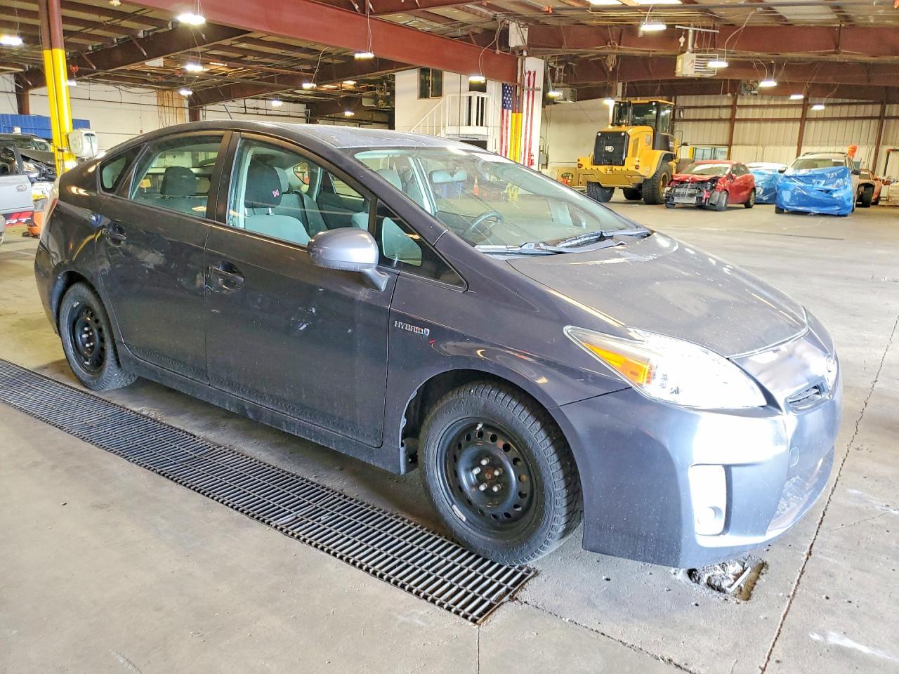 2010 Toyota Prius Iii - Image 4