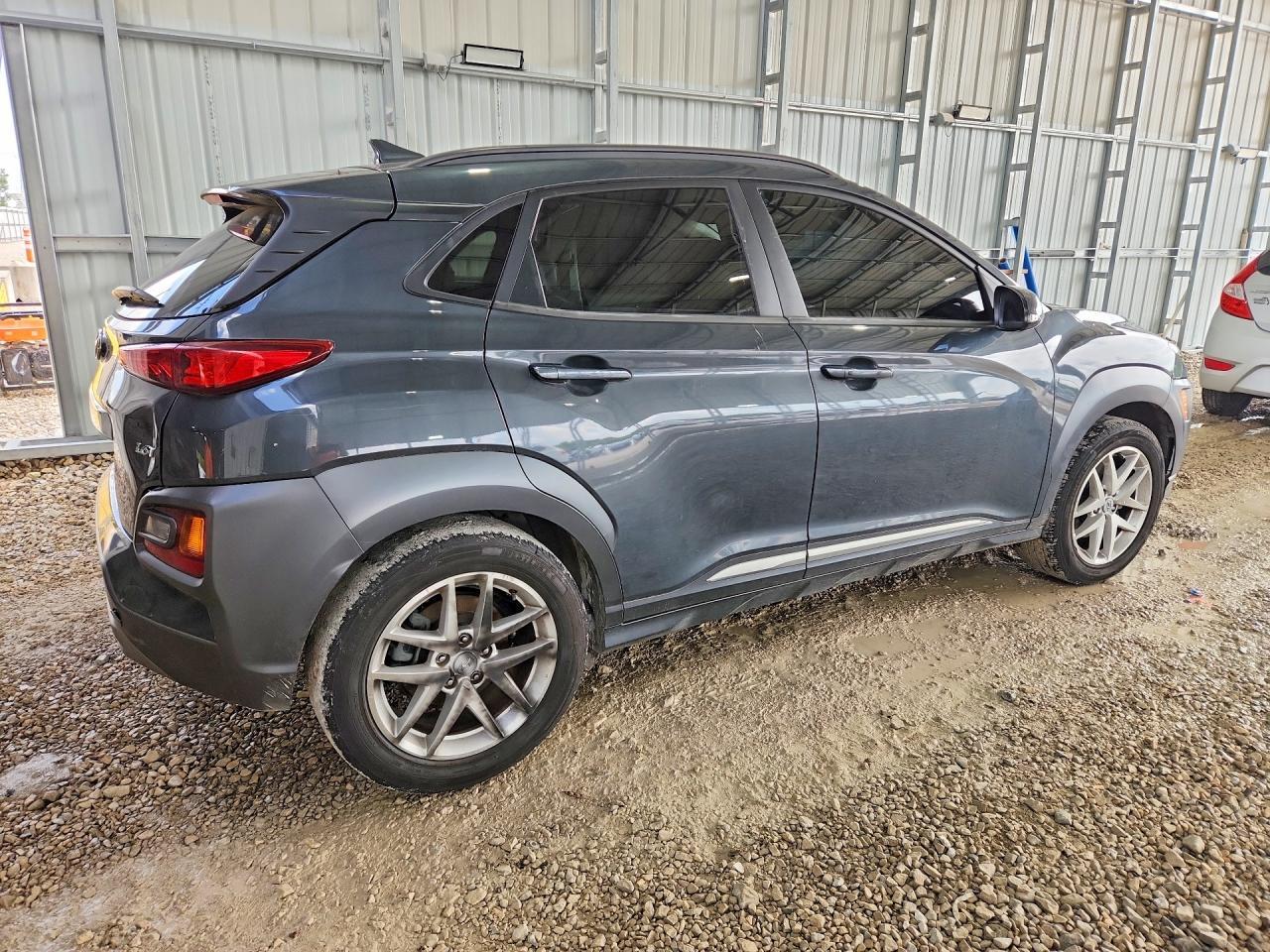 2021 Hyundai Kona Limited - Image 3
