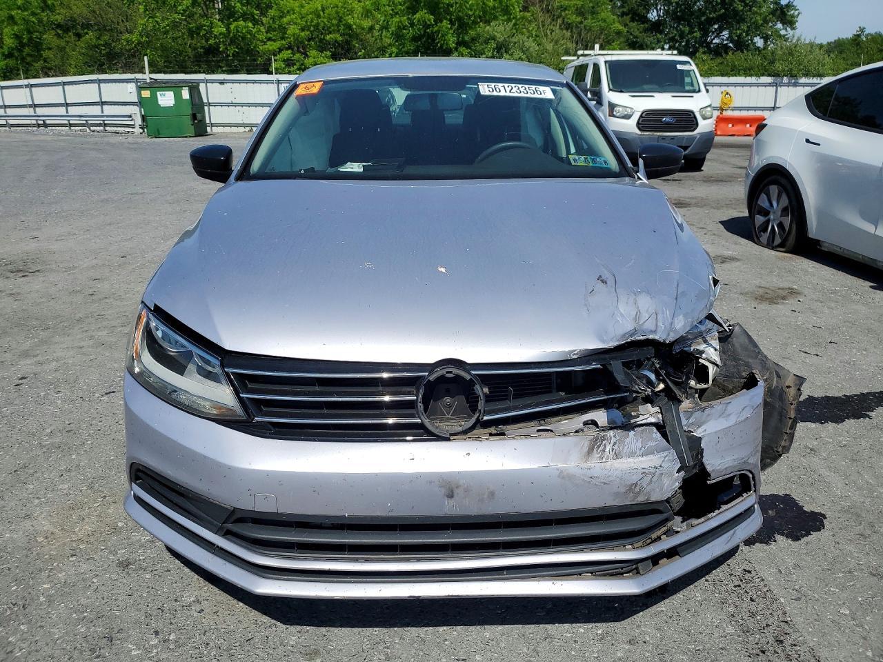 2016 Volkswagen Jetta S - Image 5