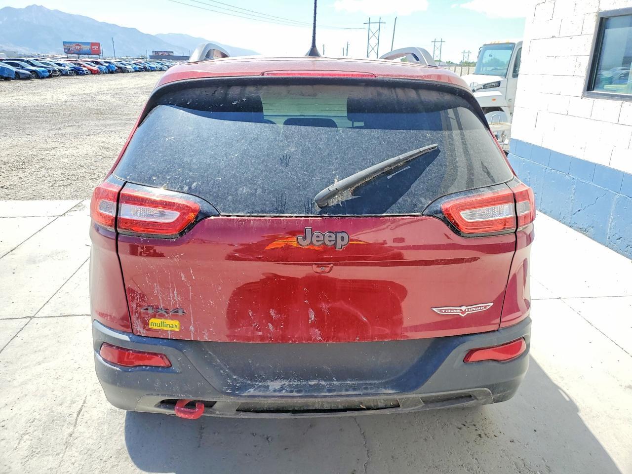 2016 Jeep Cherokee Trailhawk - Image 6