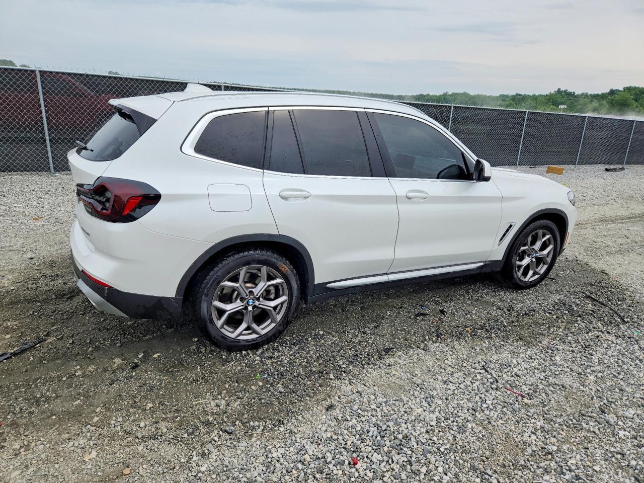 2022 BMW X3 Sdrive30I - Фото 3