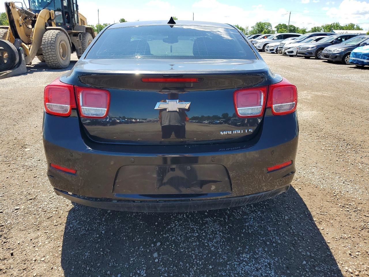 2014 Chevrolet Malibu Ls - Image 6
