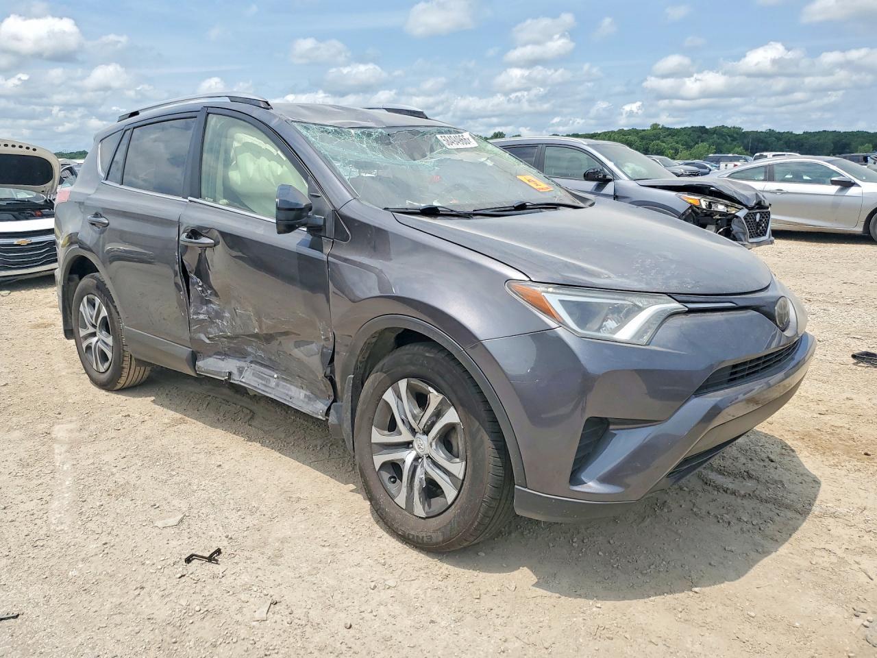2017 Toyota Rav4 Le - Фото 4