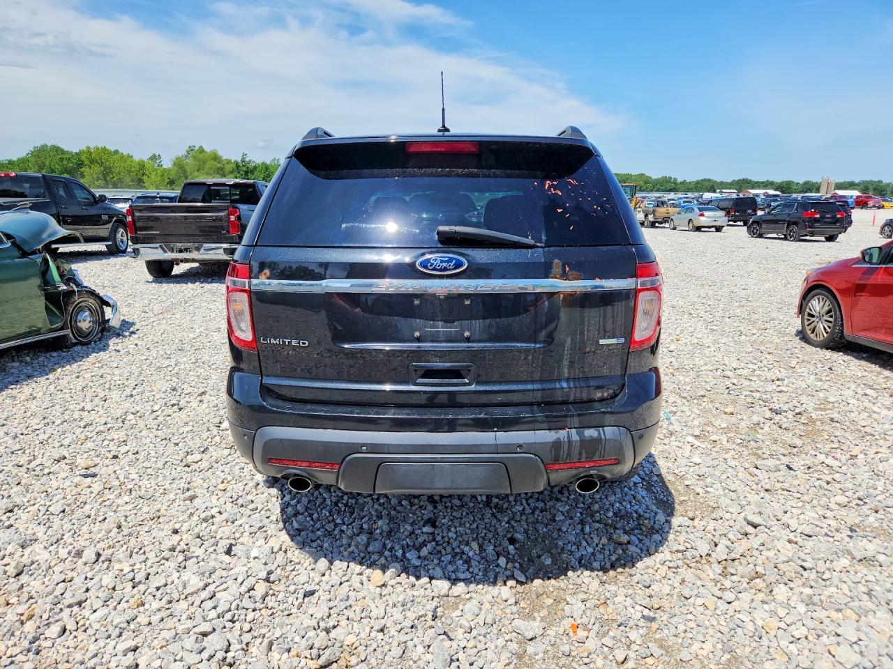 2015 Ford Explorer Limited - Image 6